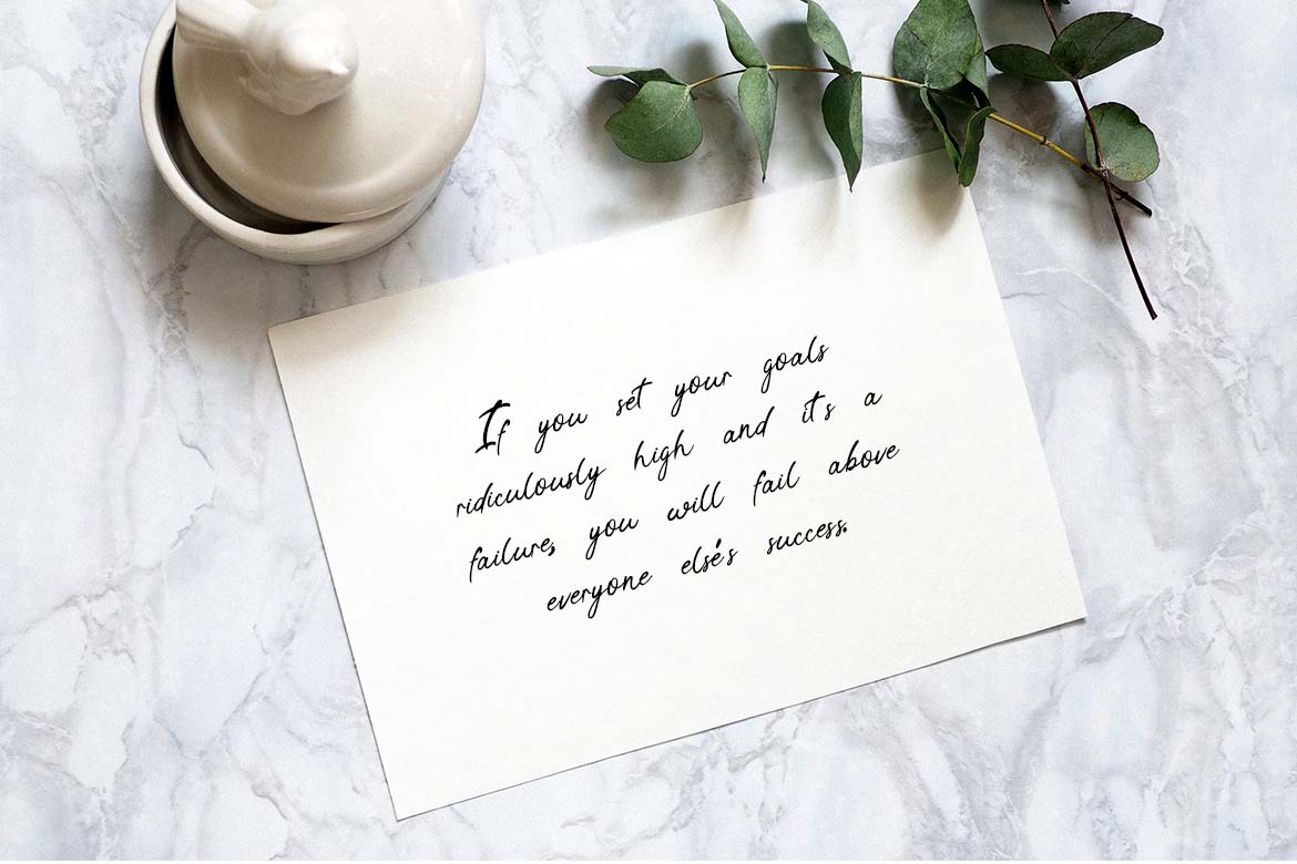 Tropical Streamline Romantic Handwritten Font-2